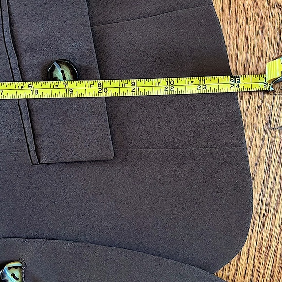 KasperASL Skirt Suit 10P.Fall color yet good forall seasons.Excellent condition. - Picture 3 of 10